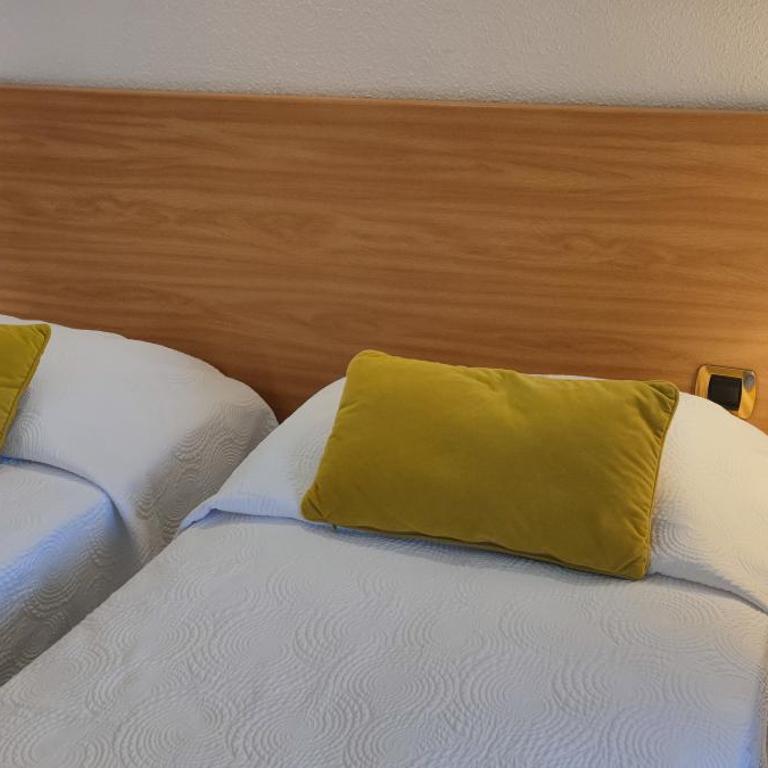 Hotel Résidence Anglet Biarritz-Parme - Chambre Double - Vue sur Piscine - 13