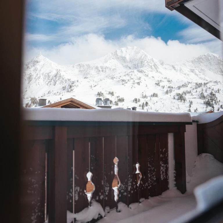Superior Hotel Schneider Ski-in & Ski-out - Junior Suite mit Balkon - 4