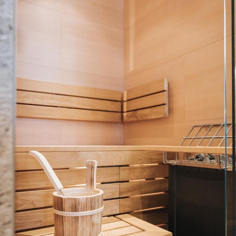 Superior Hotel Schneider Ski-in & Ski-out - Familiensuite mit Sauna - 5