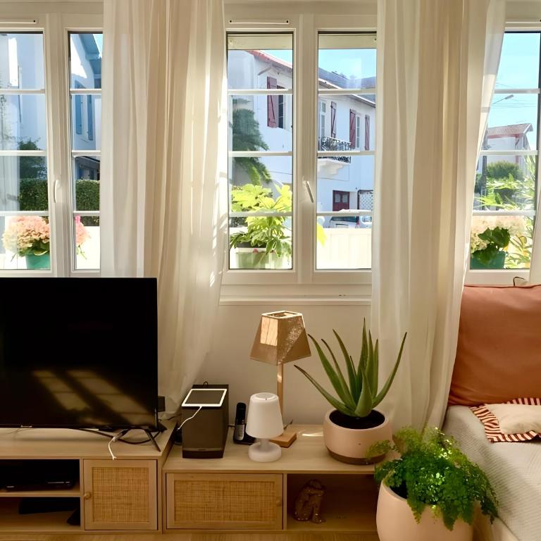 NEW Very big wonderful T3 -5 min walking from beach ! - Apartamento Deluxe de 2 dormitorios - 4