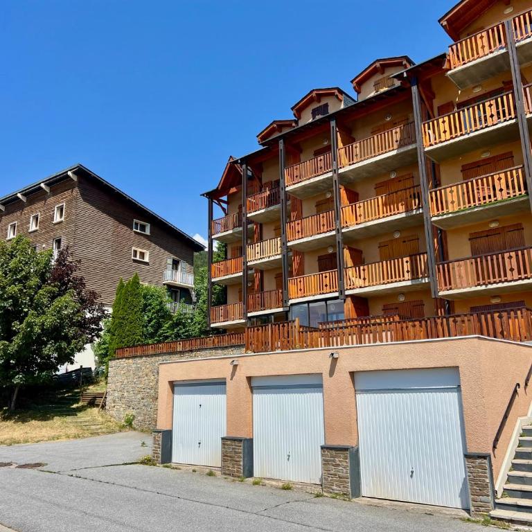 T3 les Angles entièrement rénové - Apartment mit 2 Schlafzimmern - 37
