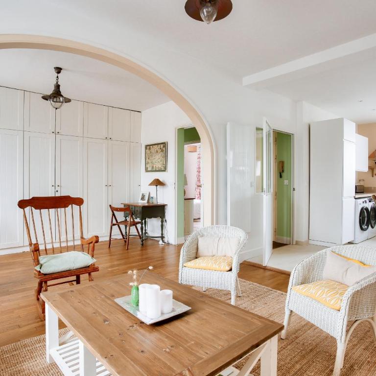 Vue mer, 150 m de la plage, hyper centre - Apartment - 6