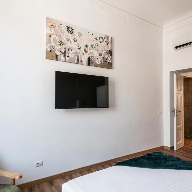 The Best Rent - Three-Room Apartment with View of the Portico d'Ottavia - Appartamento con 2 Camere da Letto - 8