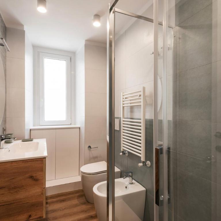 The Best Rent - Three-Room Apartment with View of the Portico d'Ottavia - Appartamento con 2 Camere da Letto - 9