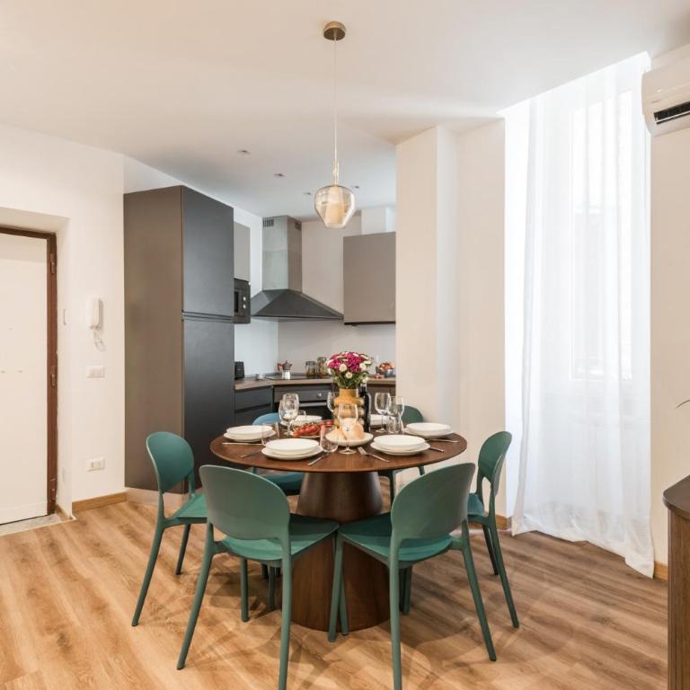 The Best Rent - Three-Room Apartment with View of the Portico d'Ottavia - Appartamento con 2 Camere da Letto - 11