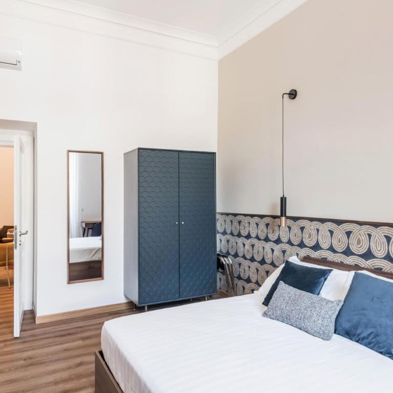 The Best Rent - Three-Room Apartment with View of the Portico d'Ottavia - Appartamento con 2 Camere da Letto - 25