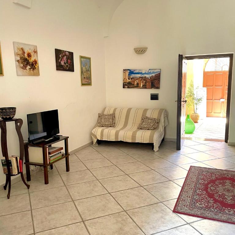Mary Apt - Historical Residence- Lecce - Two-Bedroom Apartment - 17