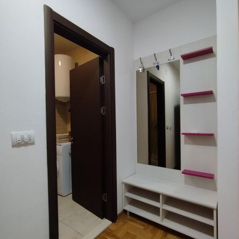 Becici Akacia Apartments - One-Bedroom Apartment - 2