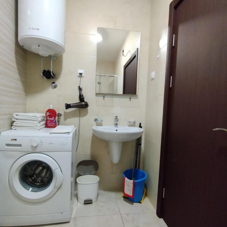 Becici Akacia Apartments - One-Bedroom Apartment - 1