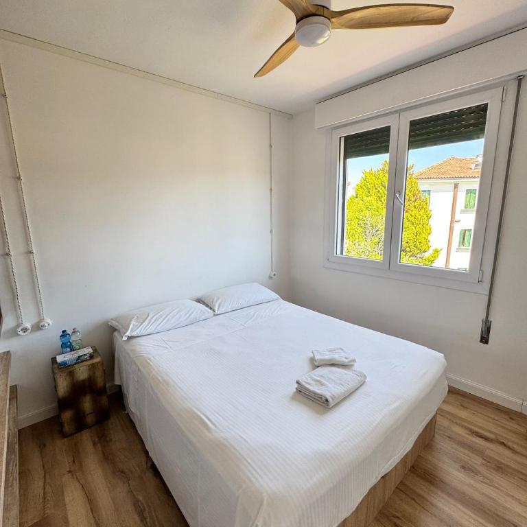 Bulldog Venice Apartment - One-Bedroom Apartment - 4