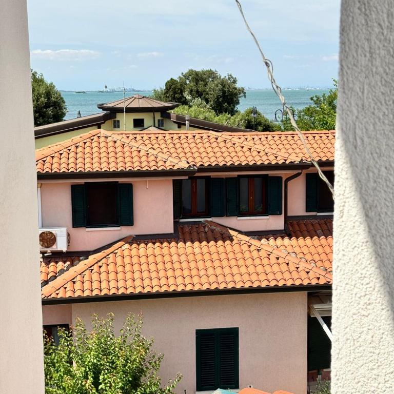 Bulldog Venice Apartment - One-Bedroom Apartment - 8