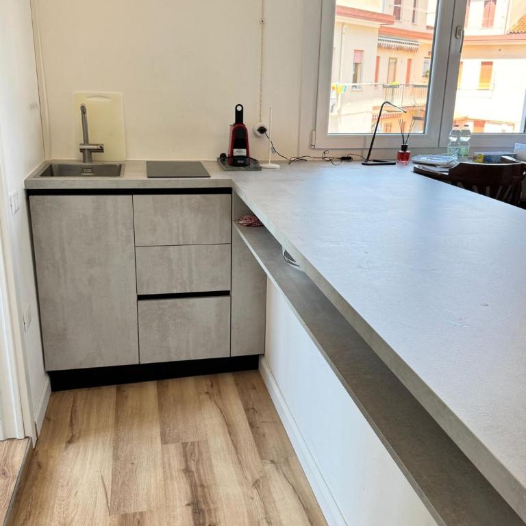 Bulldog Venice Apartment - One-Bedroom Apartment - 9