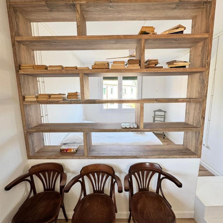 Bulldog Venice Apartment - One-Bedroom Apartment - 27