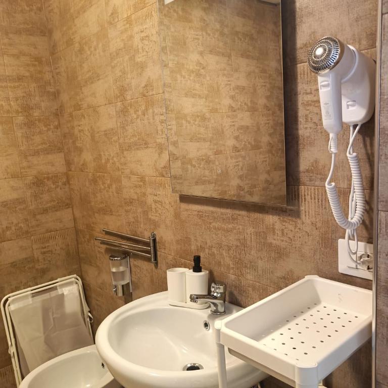 Royal Playa Suite and Apartament -private parking- self chek out - Studio Apartment - 9