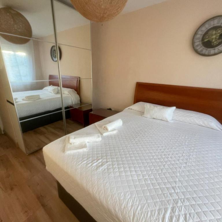 Amplio apartamento, playa, tren - Apartamento de 3 dormitorios Premium - 15
