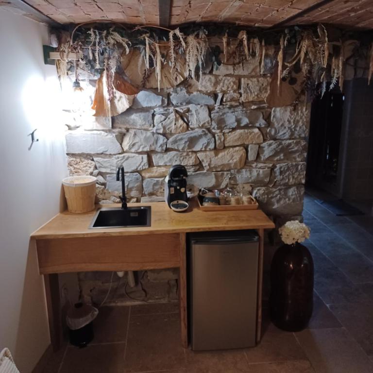 Hébergement insolite avec jacuzzi privatif Millau - Appartement Deluxe - 15