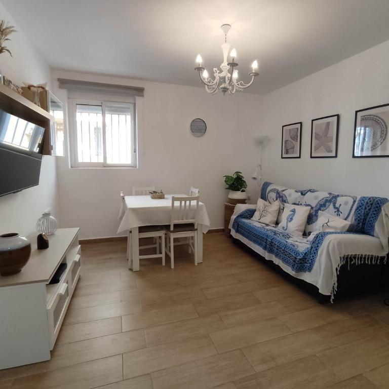 Puerta de la Caleta - Apartamento de 3 dormitorios - 1