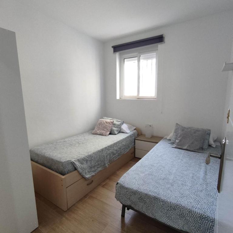 Puerta de la Caleta - Apartamento de 3 dormitorios - 3