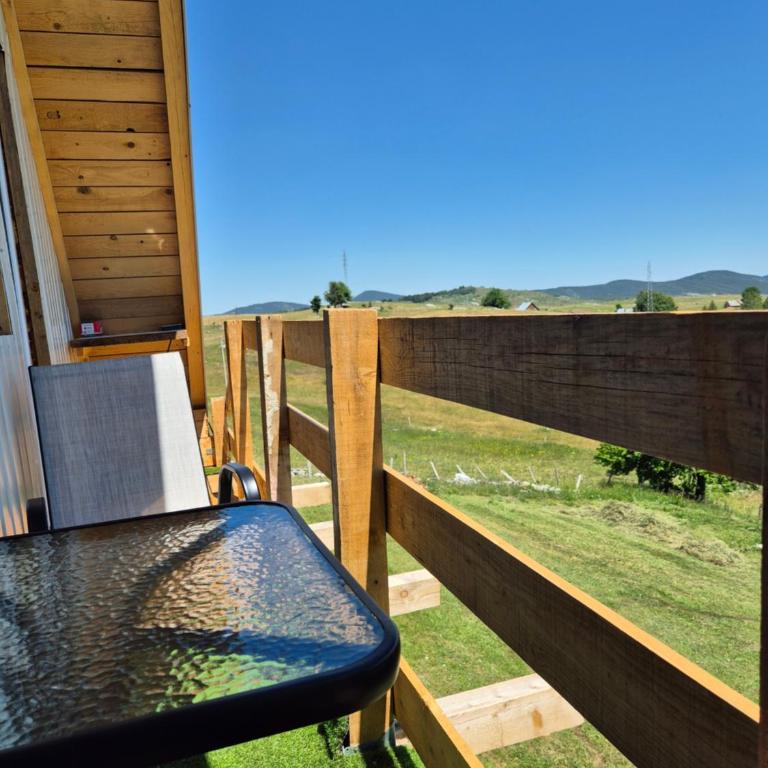 Durmitor Viewpoint - Superior Chalet - 9