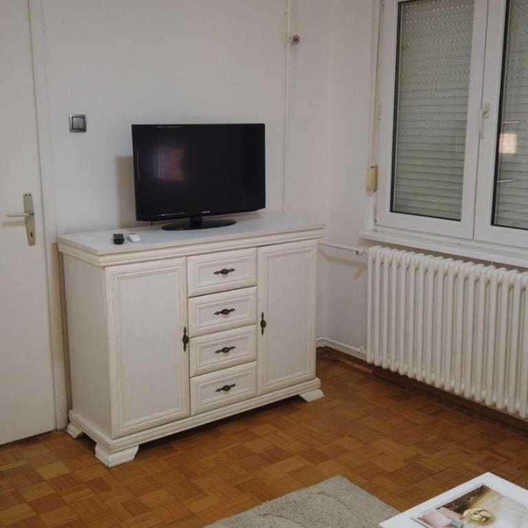 Apartmani Bulevar Kneza Miloša - One-Bedroom Apartment - 10