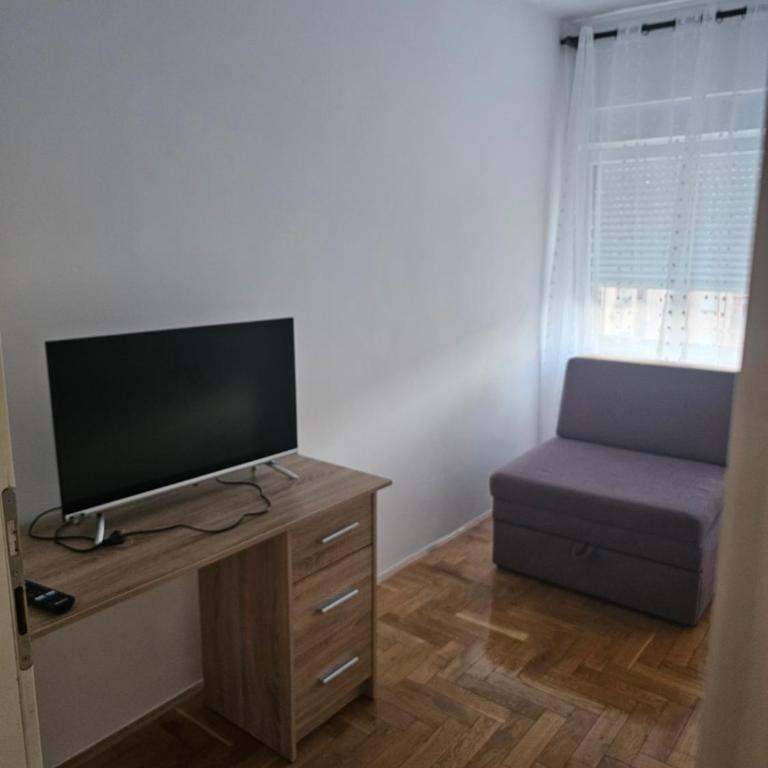 Urban Nest - Apartman sa 2 Spavaće Sobe - 3