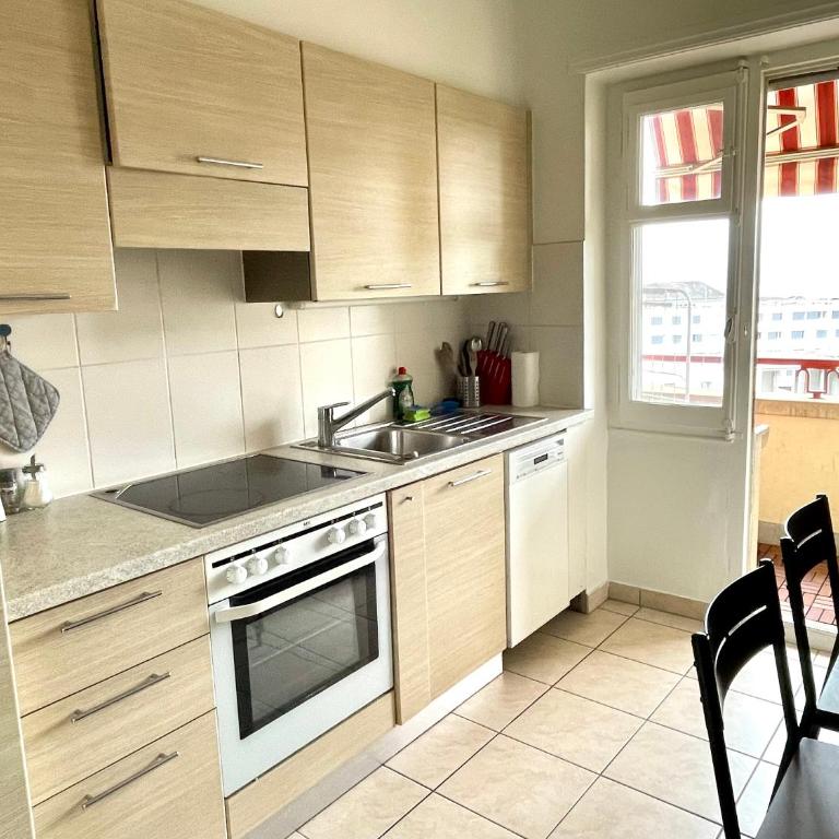 Grand Appartement de 3 chambres - Apartment mit 3 Schlafzimmern - 17