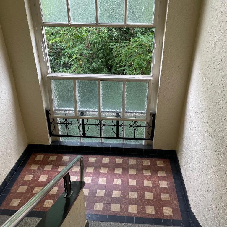 Grand Appartement de 3 chambres - Apartment mit 3 Schlafzimmern - 25