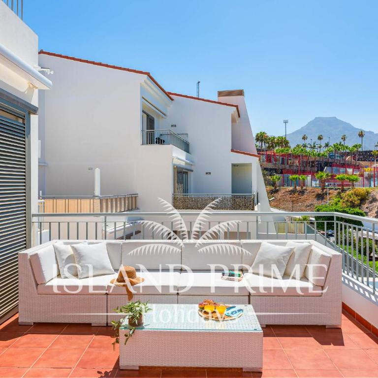 Family Home in Luxury Complex in La Caleta MG5 - Apartamento de 2 dormitorios con vistas parciales al océano - 1