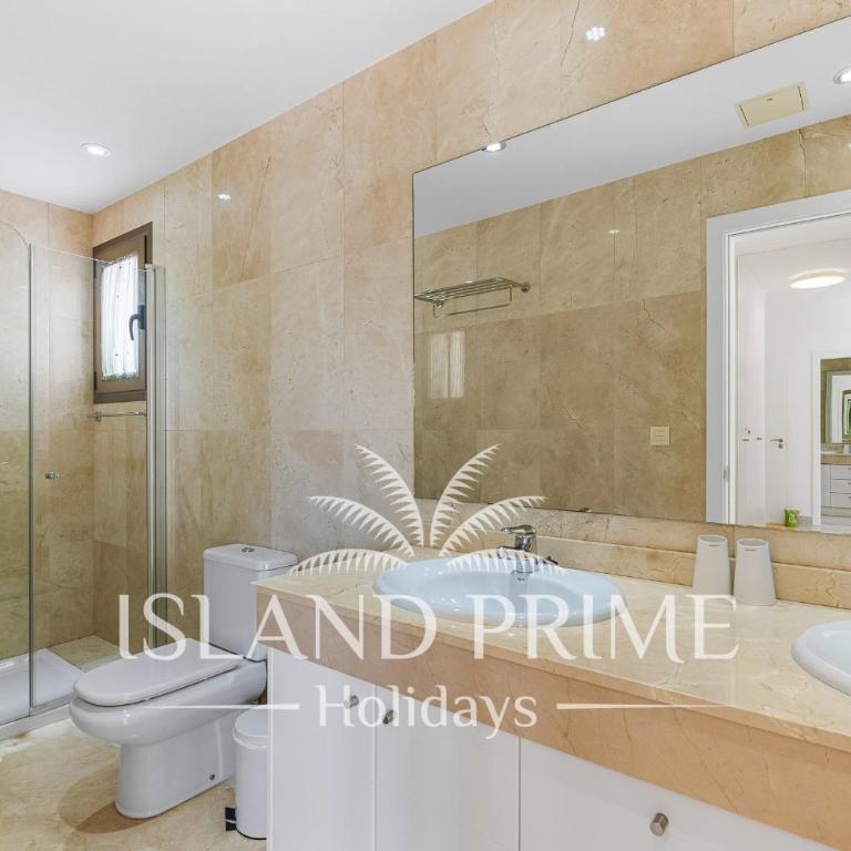 Family Home in Luxury Complex in La Caleta MG5 - Apartamento de 2 dormitorios con vistas parciales al océano - 8