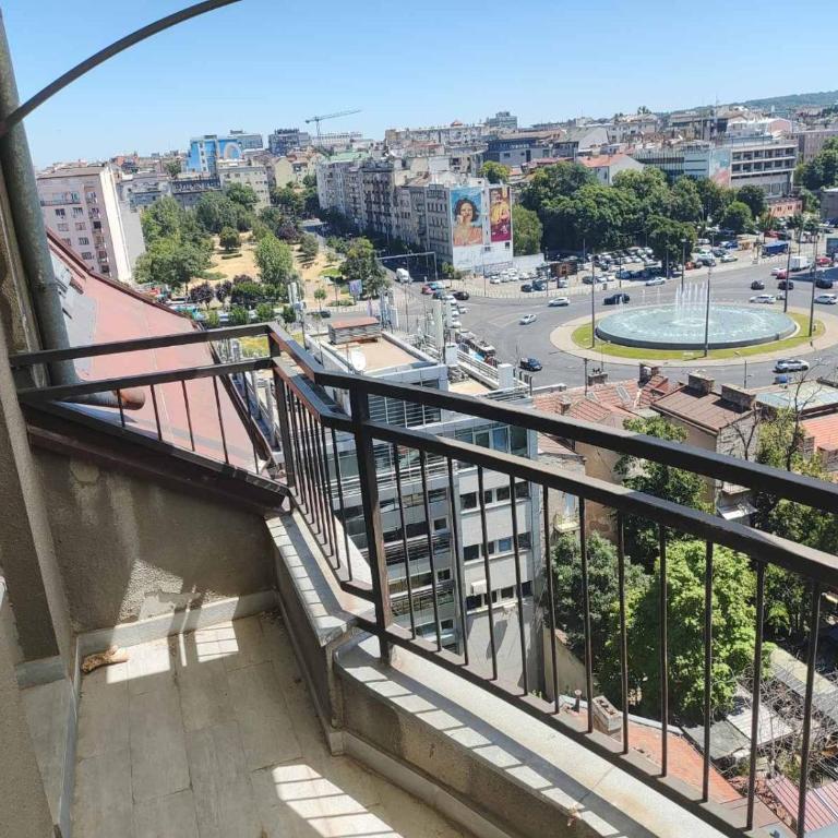 Urban nest Slavija - Two-Bedroom Apartment - 1