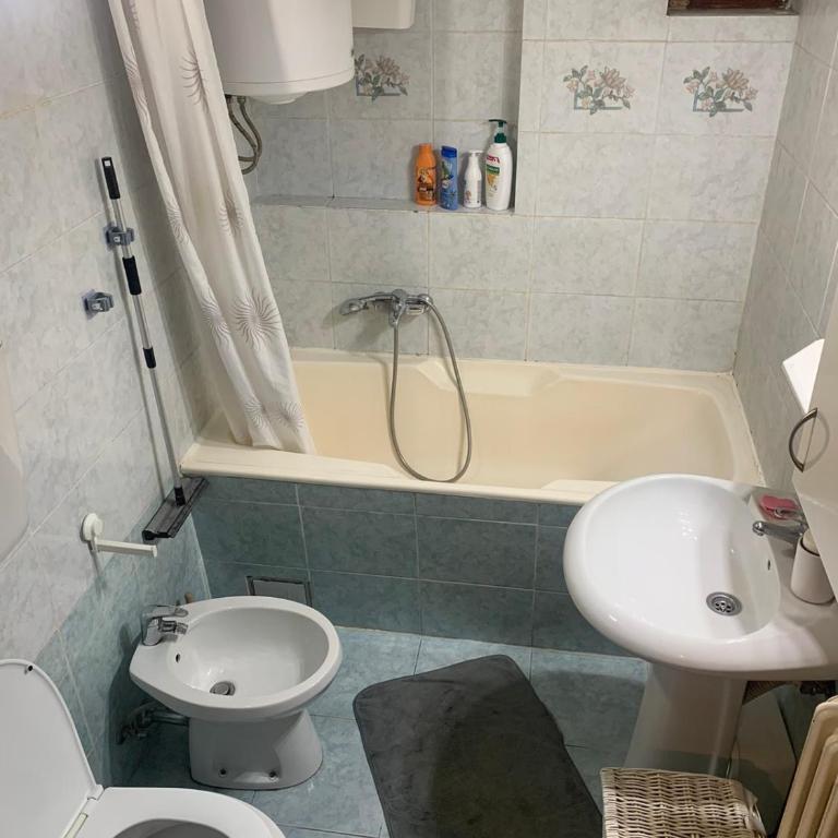 Urban nest Slavija - Two-Bedroom Apartment - 6