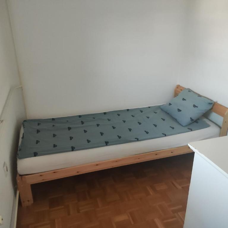 Urban nest Slavija - Two-Bedroom Apartment - 7