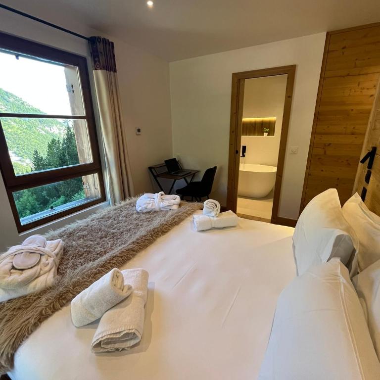 Ski In-Ski Out Luxe Chalet Apartment in Arc 1950 - Newly Renovated - Apartment mit 2 Schlafzimmern - 13