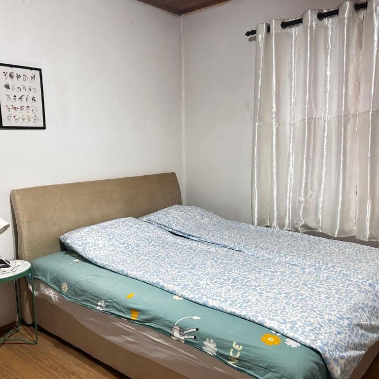 sun holiday house - Two-Bedroom House - 3