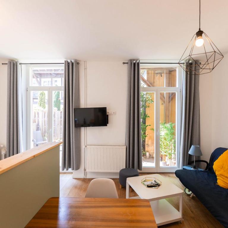 Colmar Historic Center - BELLE ALSACE - Studio 1 Terrasse - BookingAlsace - Studio mit Terrasse - 6