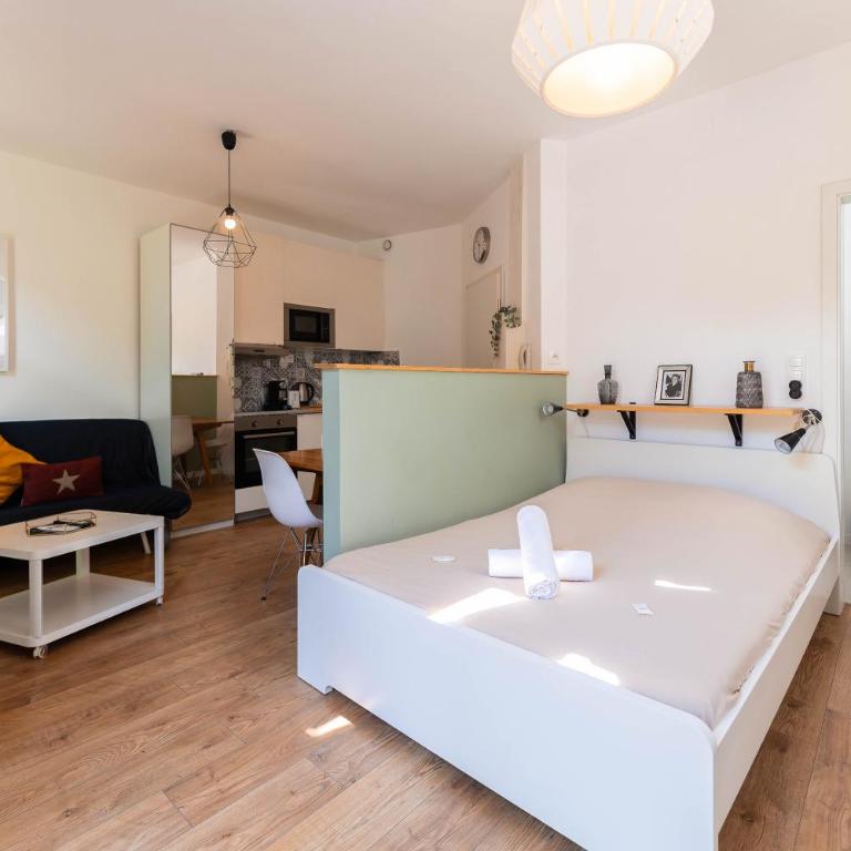 Colmar Historic Center - BELLE ALSACE - Studio 1 Terrasse - BookingAlsace - Studio mit Terrasse - 8