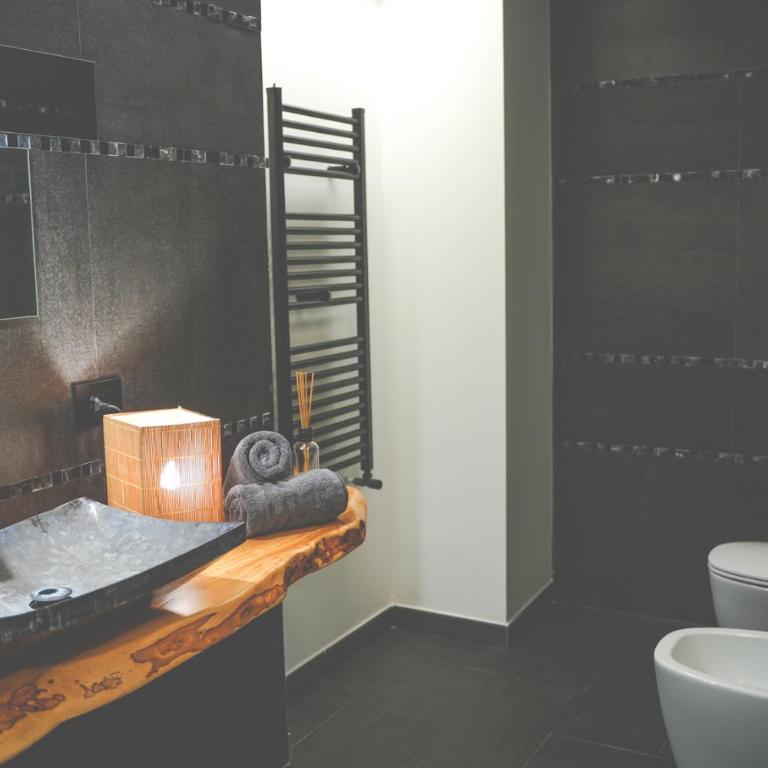 Villa NEONERO - Suite Deluxe con Vasca Idromassaggio - 21