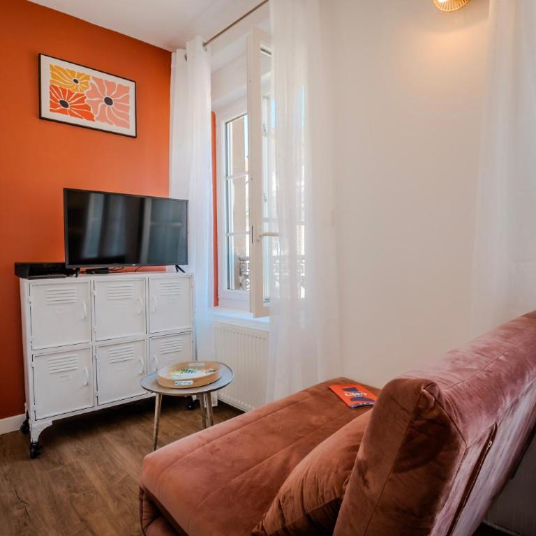 Cocon Segrais - T2 Vaugueux - Abbaye aux Dames - Appartement 1 Chambre Supérieur avec Balcon - 7