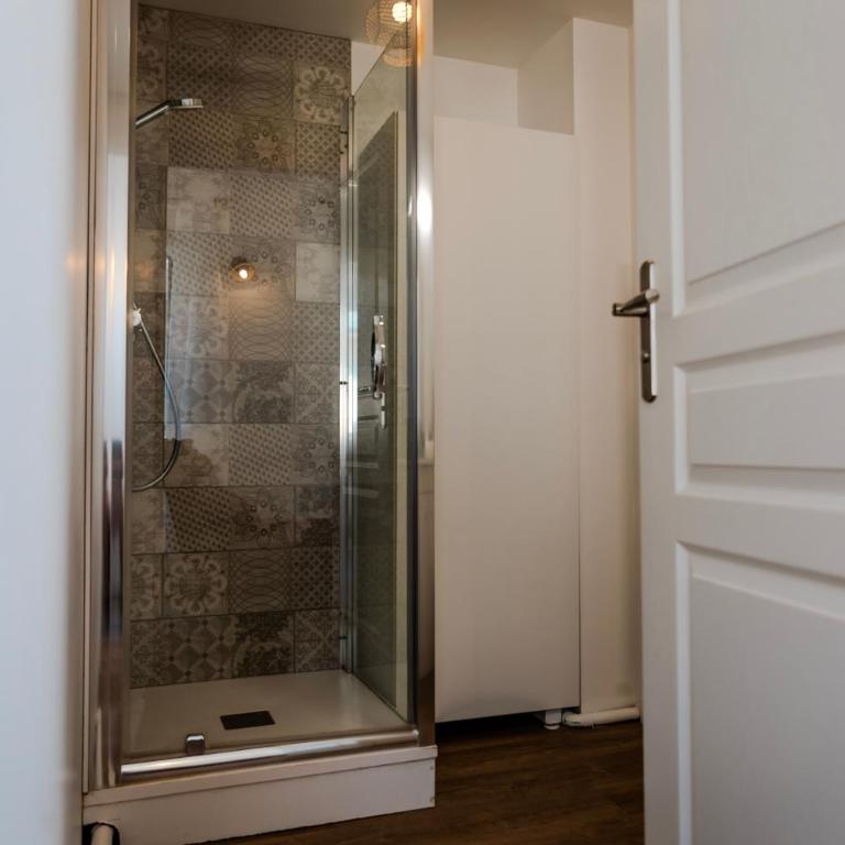 Cocon Segrais - T2 Vaugueux - Abbaye aux Dames - Appartement 1 Chambre Supérieur avec Balcon - 17