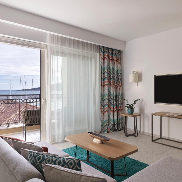The Chedi Luštica Bay - Junior Suite with Partial Sea View - 4