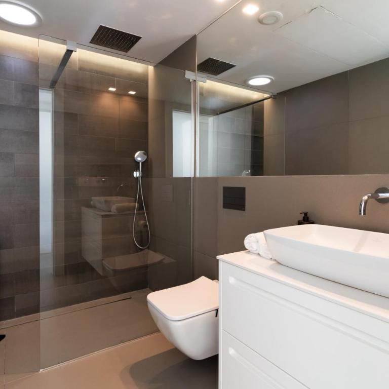 Modern Luxury Villa in Los Flamingos - Villa - 43