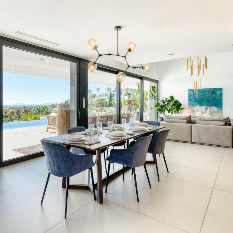 Modern Luxury Villa in Los Flamingos - Villa - 30