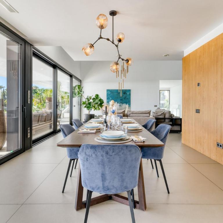 Modern Luxury Villa in Los Flamingos - Villa - 9