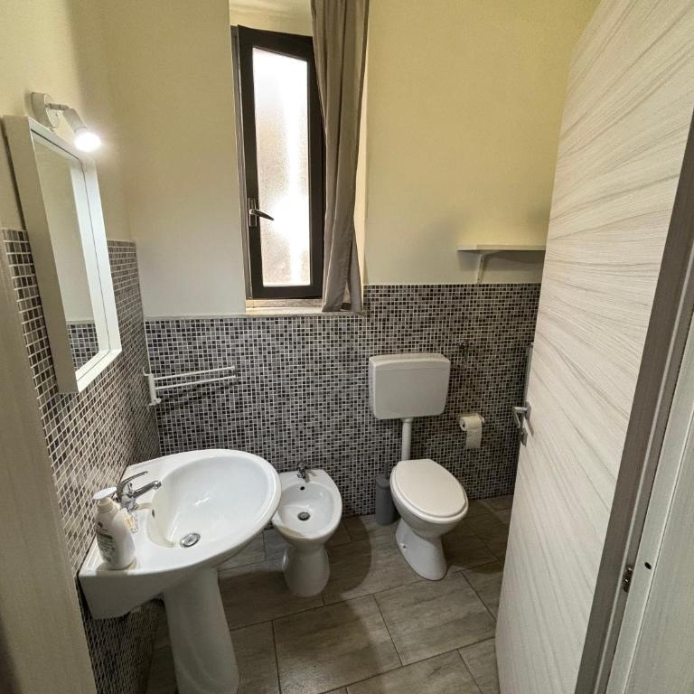 Gianluca Home - Deluxe King Room - 18