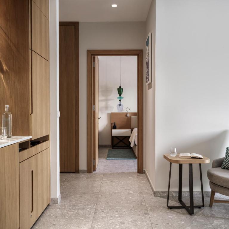 The Chedi Luštica Bay - Grand Deluxe Corner Suite Sea View - 1