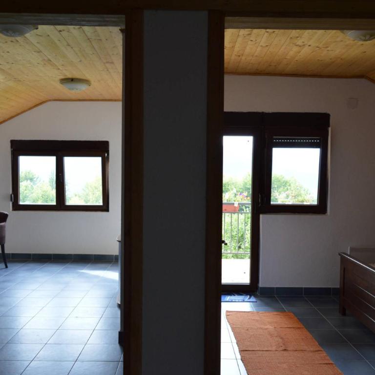 Sljivovica - Kuća sa 2 Spavaće Sobe - 4