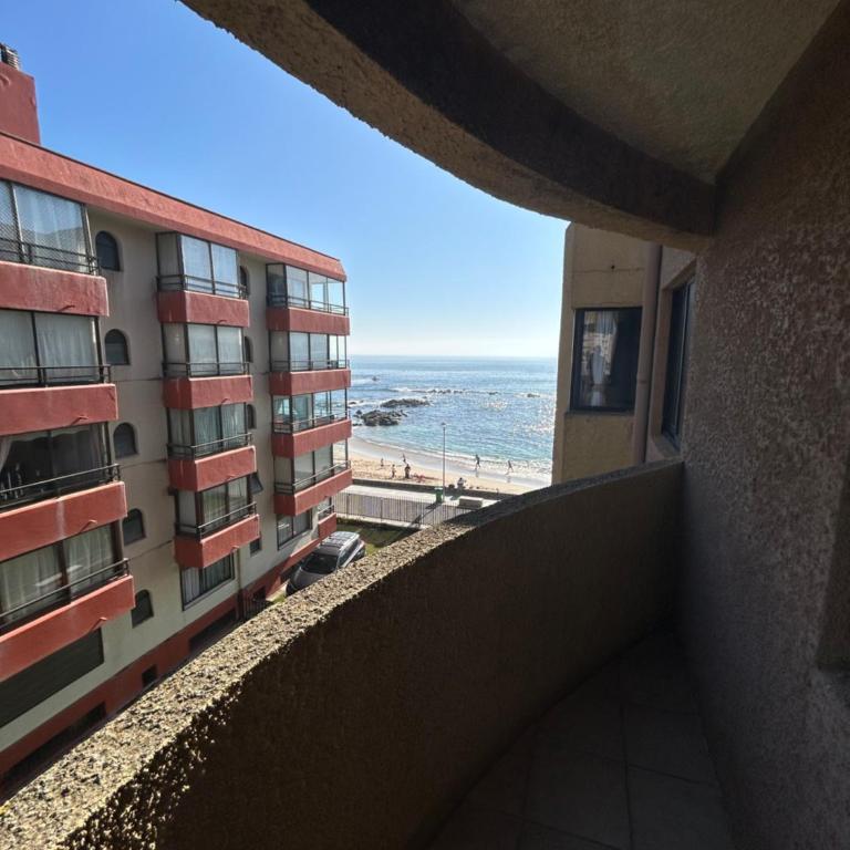 Apartamento frente a la playa - Four-Bedroom Apartment with Balcony - 19