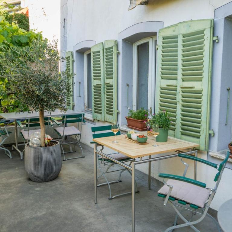 BnB Feuille de Vigne - Zimmer mit Kingsize-Bett - 10