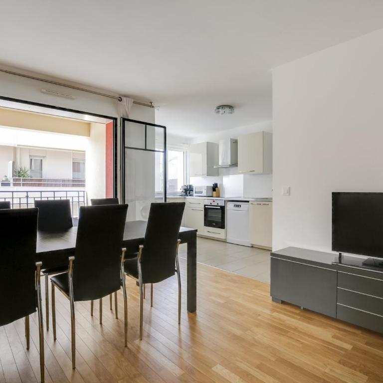 Appartement de standing 8 pers, hyper centre Arcachon, balcon, parking privé, proche plages et gare - FR-1-474-28 - Apartment (8 Adults) - 1