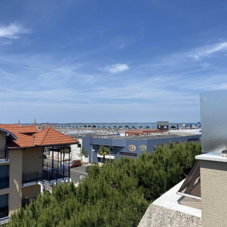 Studio rénové avec clim et wifi au port de l'Aiguillon pour 2 - FR-1-474-214 - Appartement - 7